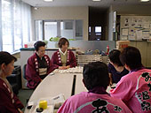 読売新聞・・川崎記者